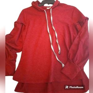Cerule Women Hooded Shirt. Size Small. Maroon.